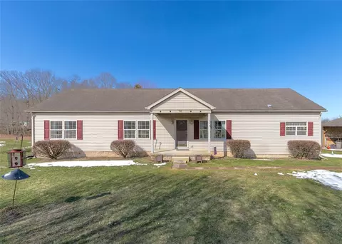 74 Sunset View Ln, Ohiopyle, PA 15470
