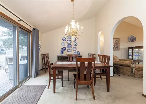 Dining - 1267 Fall Ln, Irwin, PA 15642 photo 2 of 2