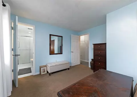 Bedroom - 1267 Fall Ln, Irwin, PA 15642 photo 3 of 3