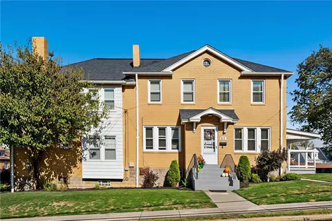 2651 Pioneer Ave, Pittsburgh, PA 15226