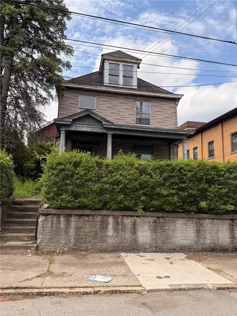 138 S 5th St, Duquesne, PA 15110