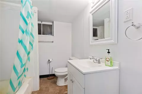 Bath - 432 Antisbury St, Braddock, PA 15104 photo 2 of 2