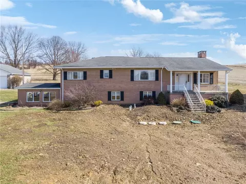 144 Neiderhiser Rd, Mount Pleasant, PA 15666