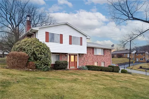 3009 Glengary Dr, Greensburg, PA 15601