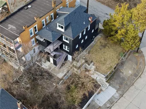 View/Area - 3 3rd Ave, Braddock, PA 15104 photo 2 of 6