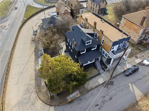 View/Area - 3 3rd Ave, Braddock, PA 15104 photo 6 of 6