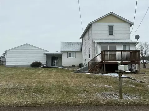 105 Central Ave, Masontown, PA 15461
