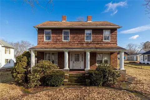 87 United Rd, Mount Pleasant, PA 15666