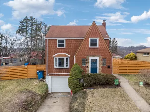 2039 Outlook Dr, Verona, PA 15147