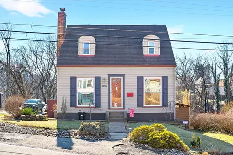 447 Meadowbrook Dr, North Versailles, PA 15137