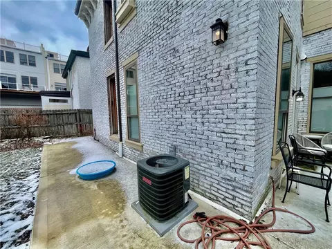712 Armandale St, Pittsburgh, PA 15212