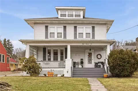 810 W Main St, Somerset, PA 15501