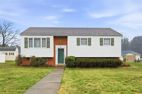 2919 Kennedy Heights Dr, Allison Park, PA 15101