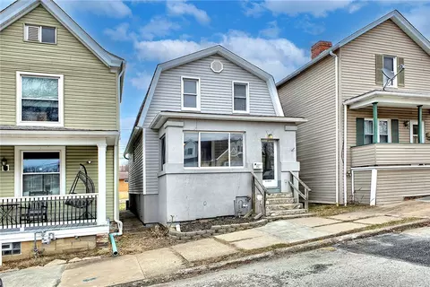 86 Lincoln Ave, Irwin, PA 15642