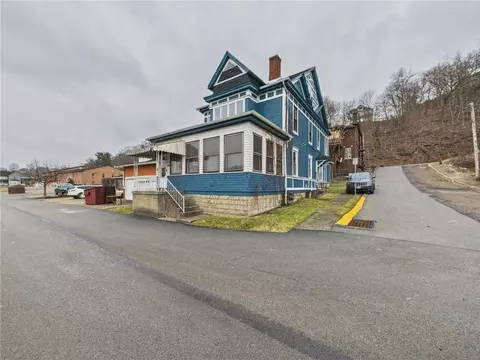 502 W Liberty Ave, Charleroi, PA 15022