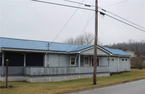 110 Markle Rd, Apollo, PA 15613