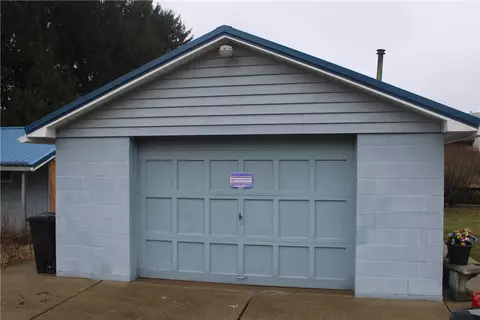 Exterior - 110 Markle Rd, Apollo, PA 15613 photo 1 of 4