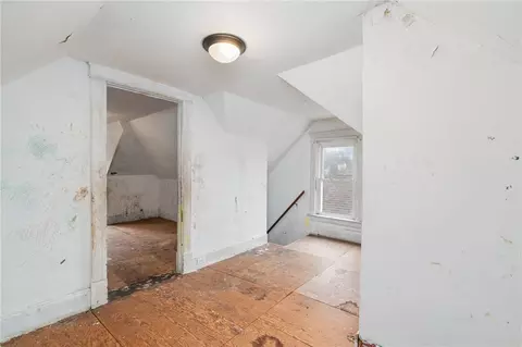 Entry Way - 1600 Alverado Ave, Pittsburgh, PA 15216 photo 5 of 5