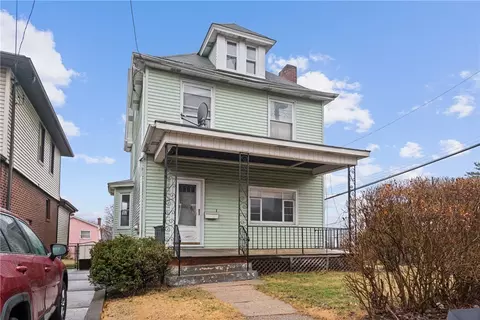 Exterior - 1600 Alverado Ave, Pittsburgh, PA 15216 photo 2 of 4