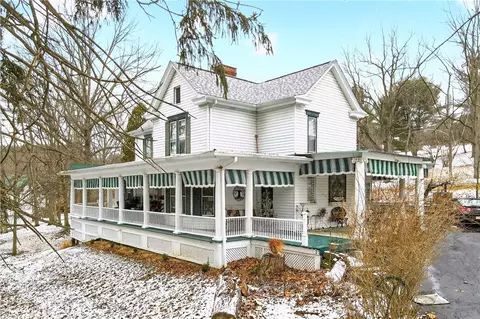 280 Vaneal Rd, Washington, PA 15301