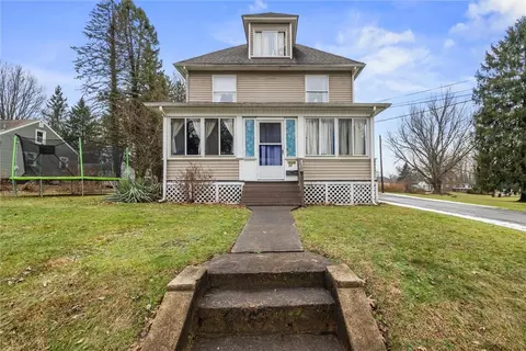 37 King Ave, New Castle, PA 16101