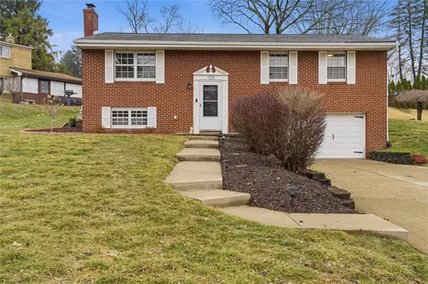 Exterior - 103 Treeview Dr, Coraopolis, PA 15108 photo 4 of 7