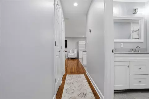 Entry Way - 103 Treeview Dr, Coraopolis, PA 15108 photo 2 of 2