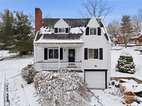 2531 S Park Rd, Bethel Park, PA 15102