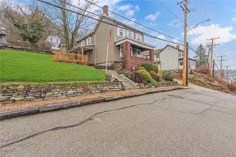 599 5th Ave, Freedom, PA 15042