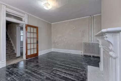 Living - 500 Painter St, Everson, PA 15631 photo 3 of 8