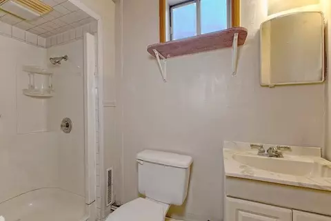 Bath - 500 Painter St, Everson, PA 15631 photo 2 of 2