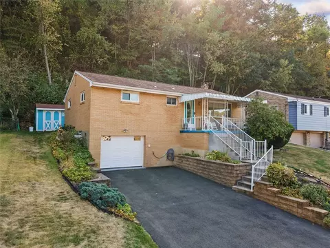 142 Donmor Dr, Pittsburgh, PA 15237