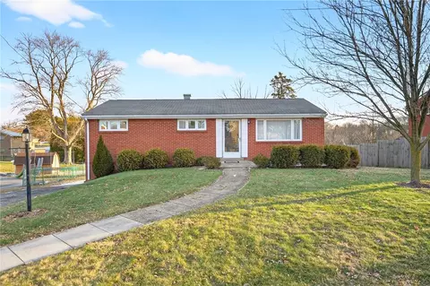 505 Bloomfield Dr, Greensburg, PA 15601