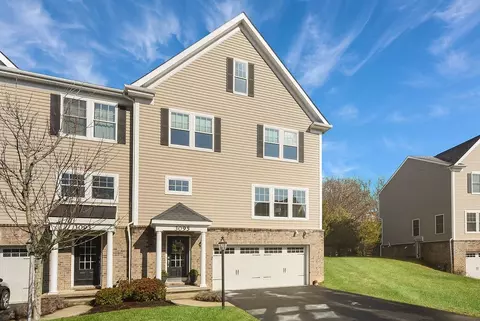 3095 Raintree Dr, Gibsonia, PA 15044
