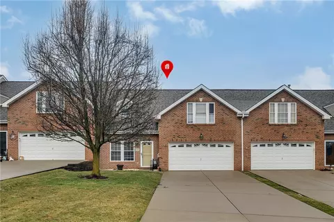 1006 Duncan Ln, Pittsburgh, PA 15236