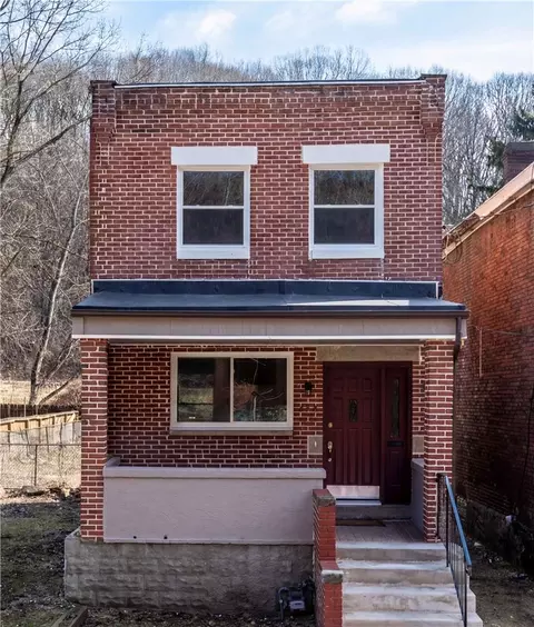 316 Renova St, Pittsburgh, PA 15207