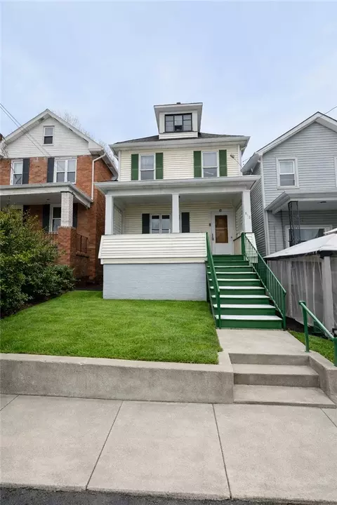 410 W 8th Ave, Tarentum, PA 15084