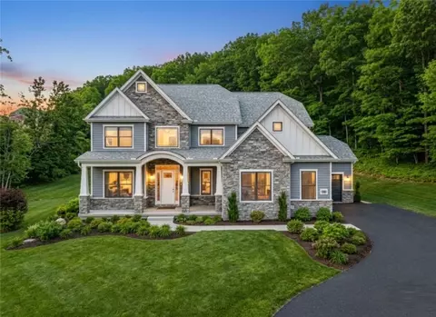 9660 Goehring Rd, Cranberry, PA 16066