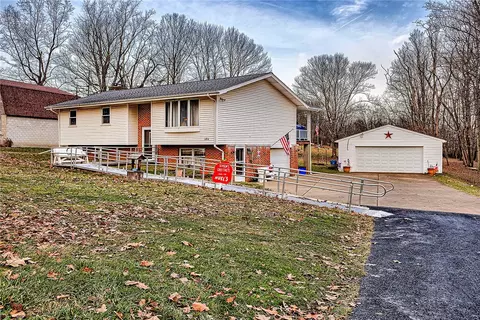 392 Longs Rd, Latrobe, PA 15650