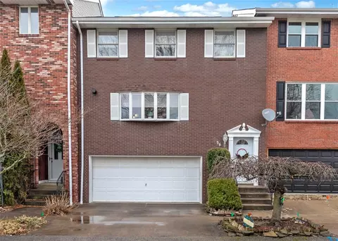 36 Manorfield, Delmont, PA 15626