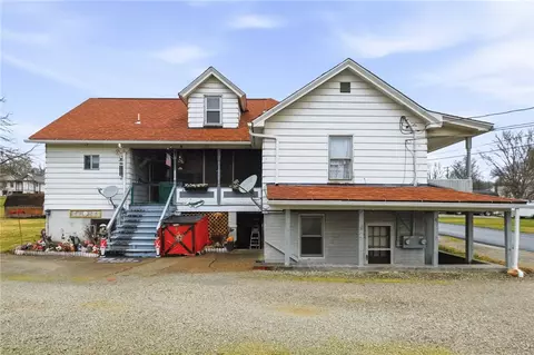 106 Kuchinic St, Venetia, PA 15367
