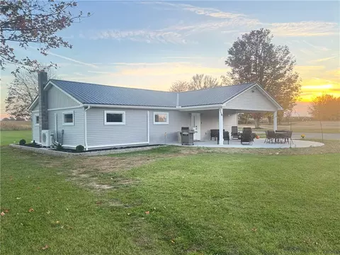 2672 W County Line, Jamestown, PA 16134