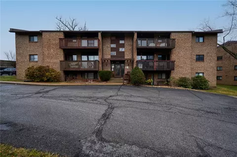 1205 Dutilh #4, Cranberry Township, PA 16066