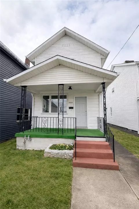 1631 3rd Ave, New Kensington, PA 15068