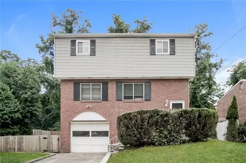247 Golden Gate Dr, Verona, PA 15147