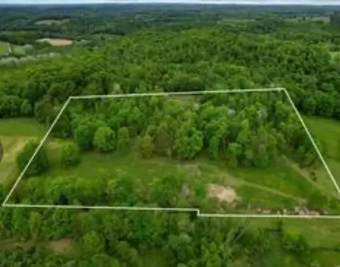 832 W Of Seven Hills Rd # B, Chicora, PA 16025