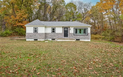 157 Clever Rd, Mckees Rocks, PA 15136