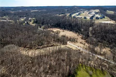 250 Mcfann Rd, Valencia, PA 16059