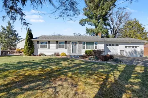 106 W Elizabeth St, New Castle, PA 16105