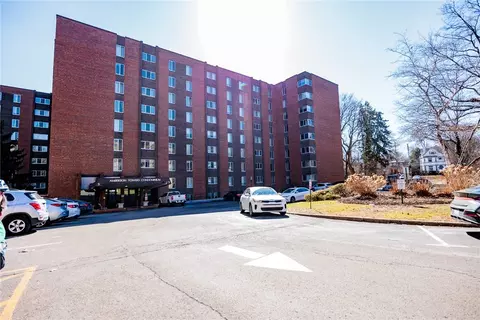 5 Bayard Rd #717, Pittsburgh, PA 15213
